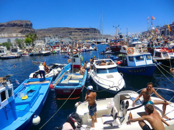 Arrival in Mogan (2013)